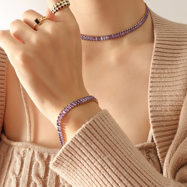 OTTAWA-COLLAR MORADO