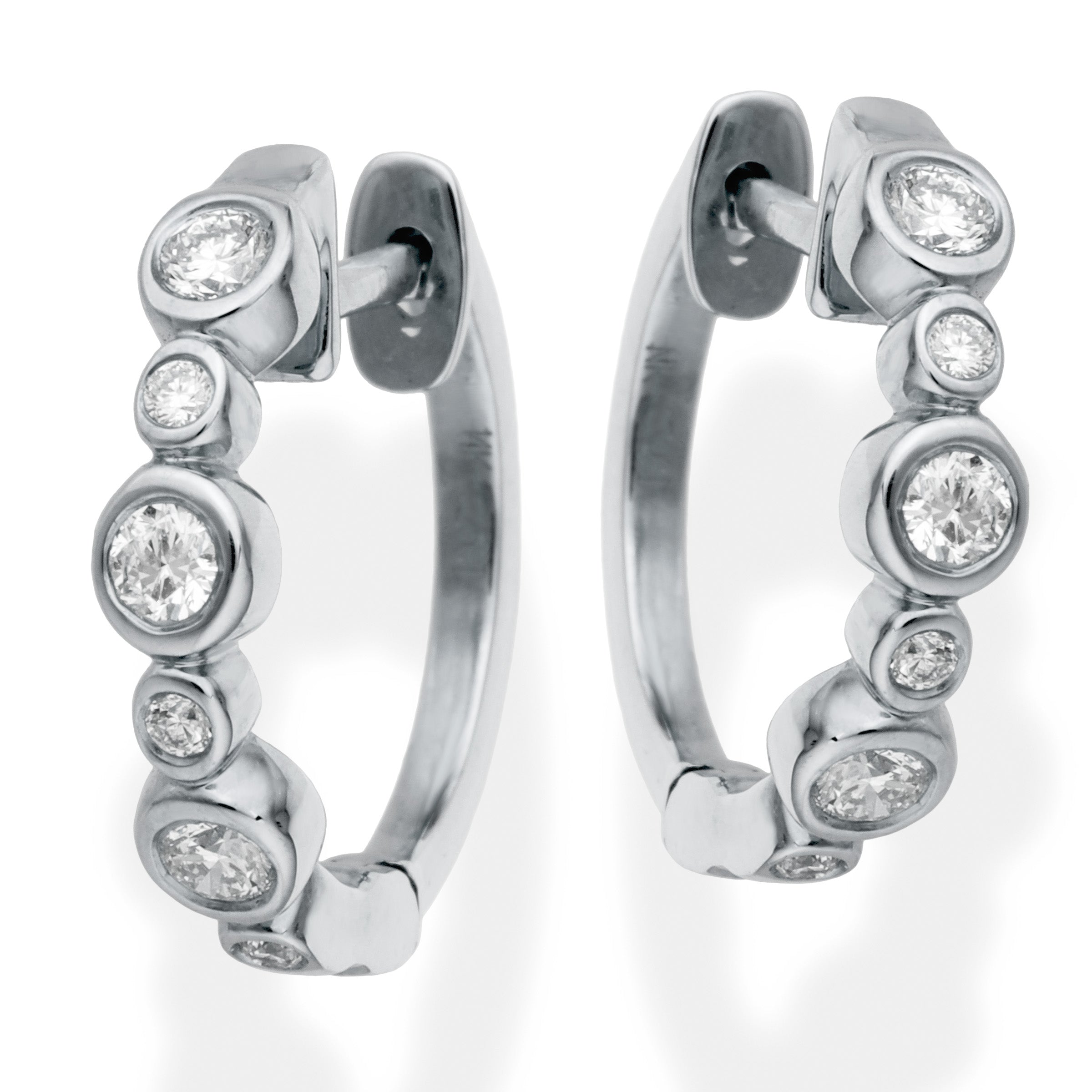 Pendientes Huggies De Diamantes 0.25 Ct.