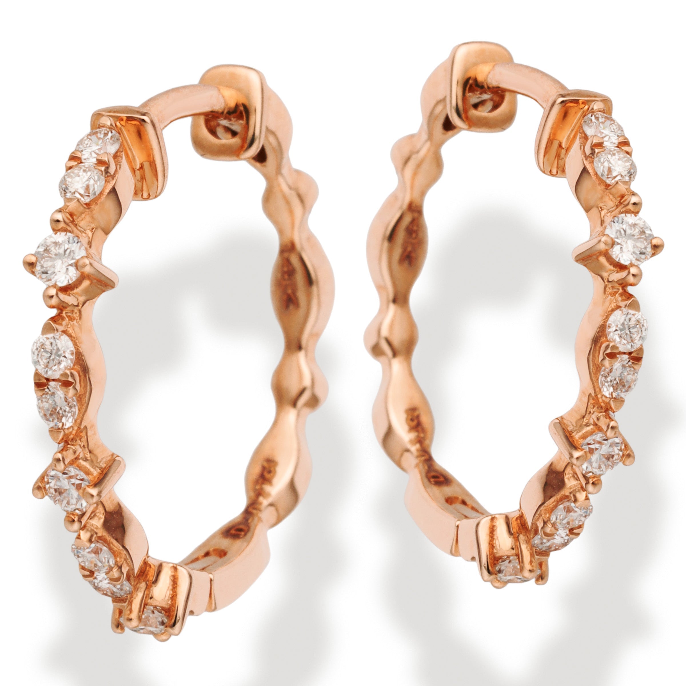 14K. Pendientes Huggies De Oro Rosa Y Diamantes De 17 Mm  0.27 TCW.