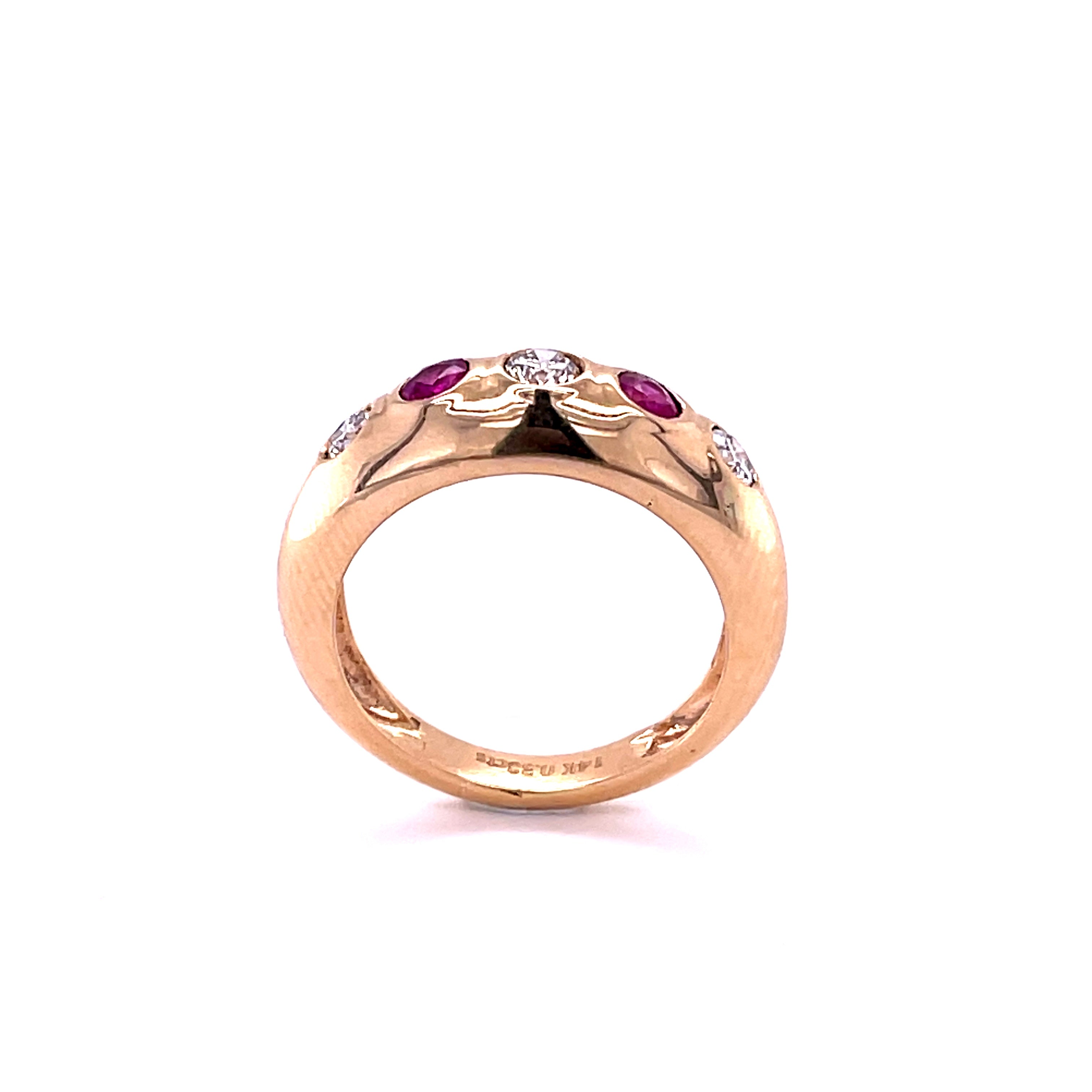 Anillo De Rubí De Oro De 14 Quilates Con Diamantes 0.65 Ct.