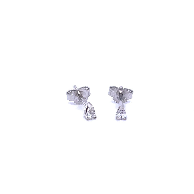 Pendiente Pera Con Diamantes En Oro Blanco De 14K.  0.08 TCW.