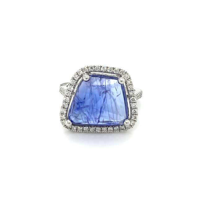 Anillo De Oro Blanco De 14K Con Tanzanita Y Diamante De Corte De Rosa Corte De Rosa Orgánica Irregular 6.27 TCW.