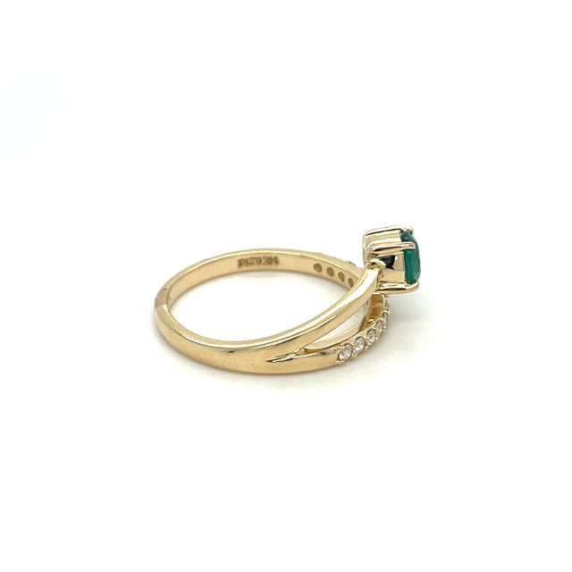 Anillo De Diamantes Esmeralda De Oro Amarillo De 14Kt 0.71 Ct.