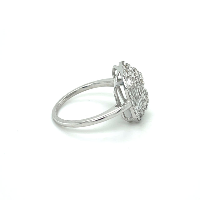 Anillo De Diamantes De Oro Blanco De 18 K 1.02 Ct.