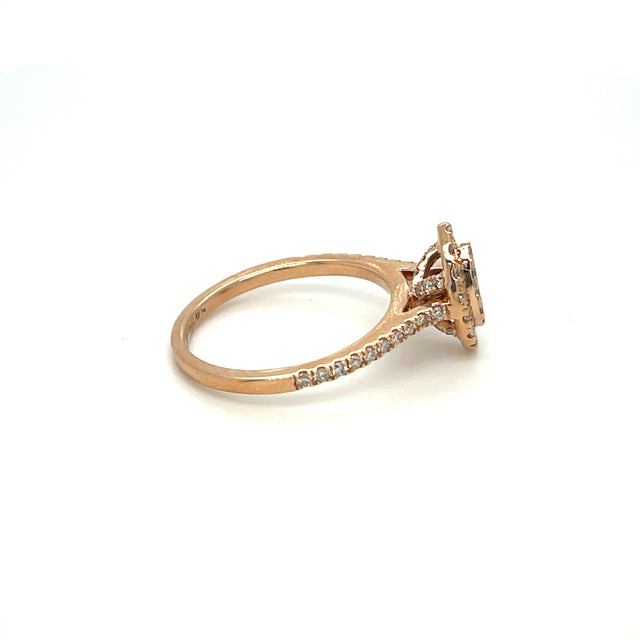 Anillo De Diamantes En Forma De Marquesa De Oro Rosa 0.54 Ct.