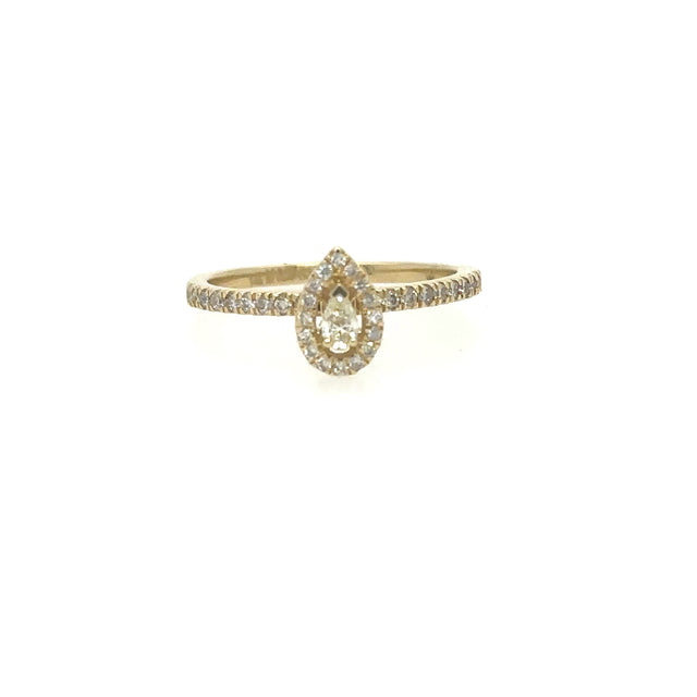 Anillo De Diamantes En Forma De Pera 0.39 Ct.