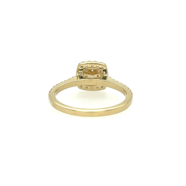 Anillo De Oro Amarillo De 14K Y Diamantes 0.48 Ct.