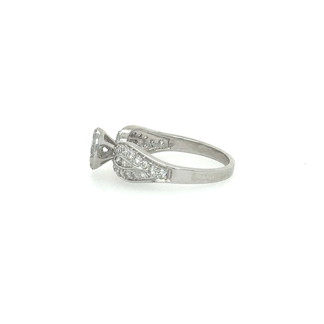 Anillo De Oro Blanco Con Diamantes 0.68 Ct.