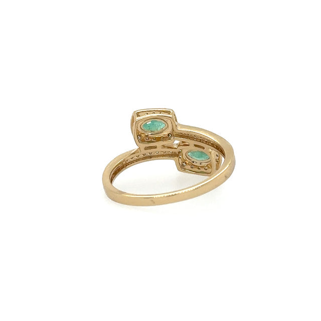 Anillo De Oro Amarillo Y Esmeralda Con Diamantes 0.72 Ct.